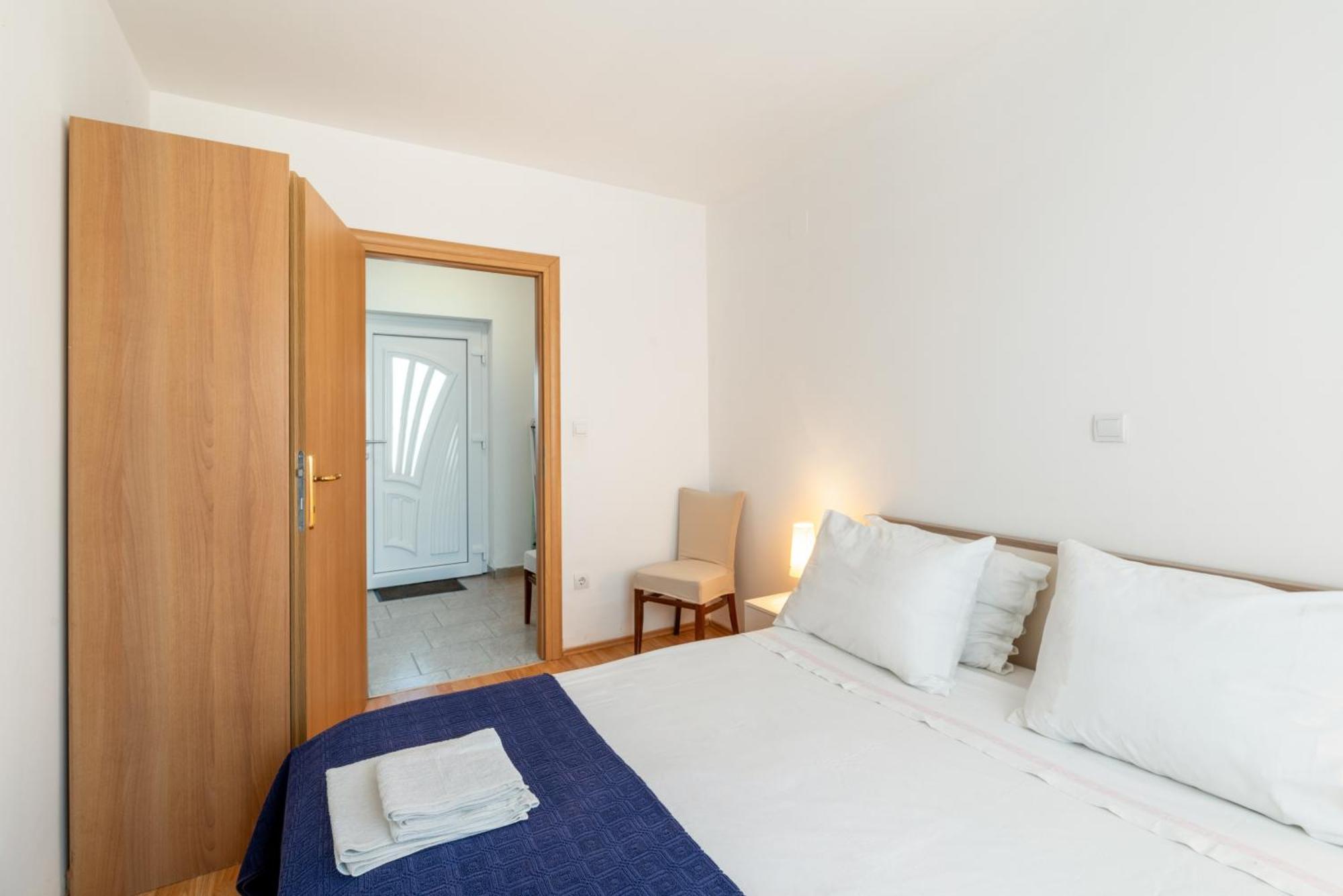 Apartments With A Parking Space Lopar, Rab - 14070 客房 照片